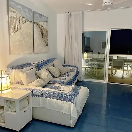 Les Rotes 30 By Homeprive 아파트 *