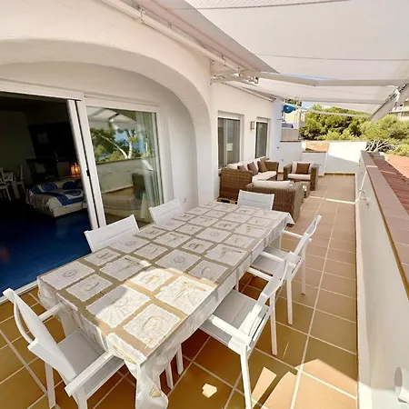 Les Rotes 30 By Homeprive Apartment *